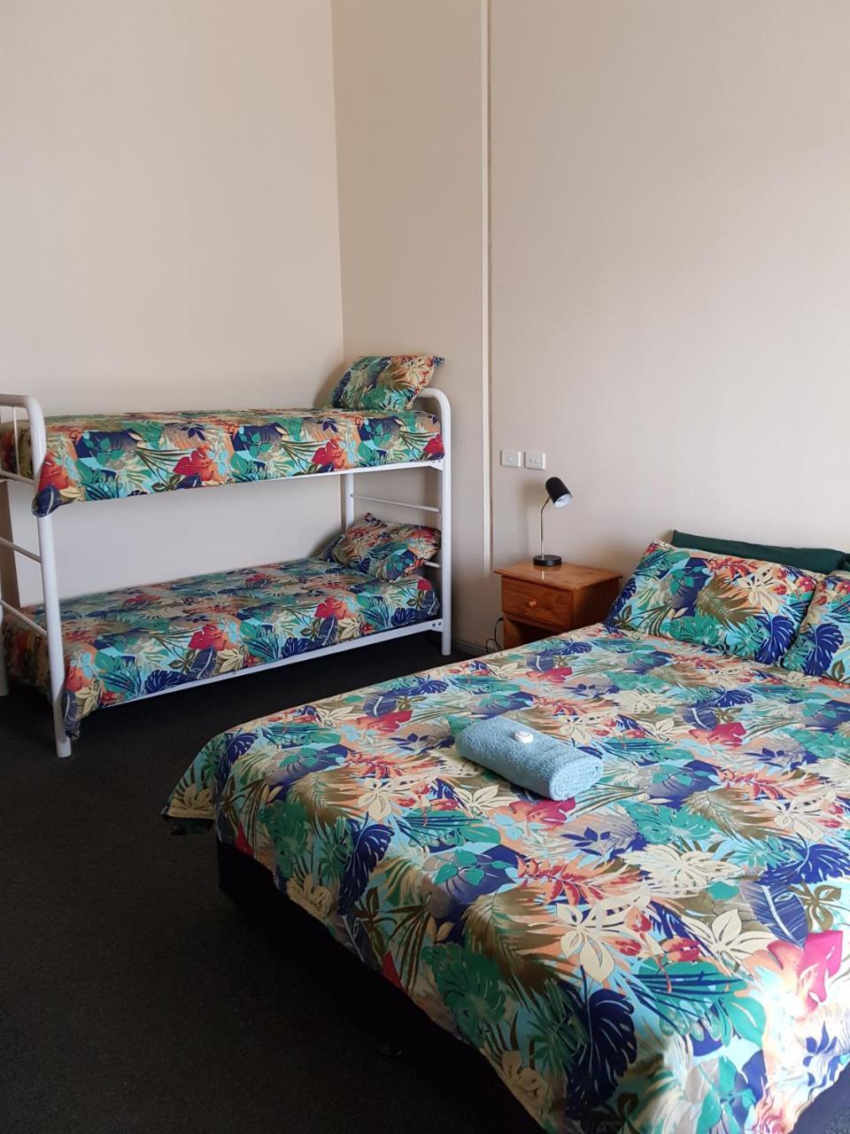 Wentworth Central Motor Inn 외부 사진