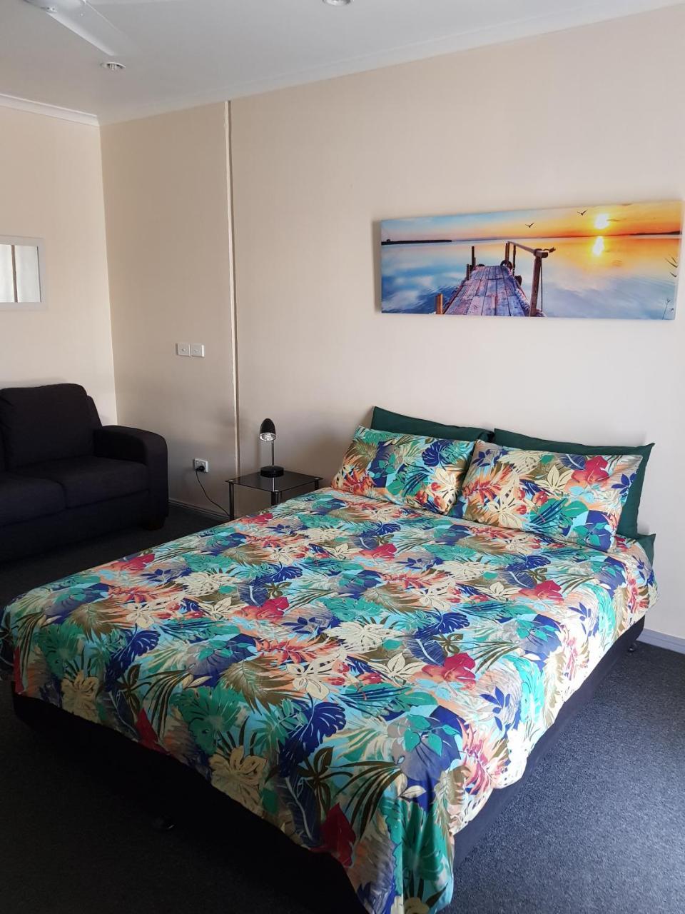 Wentworth Central Motor Inn 외부 사진